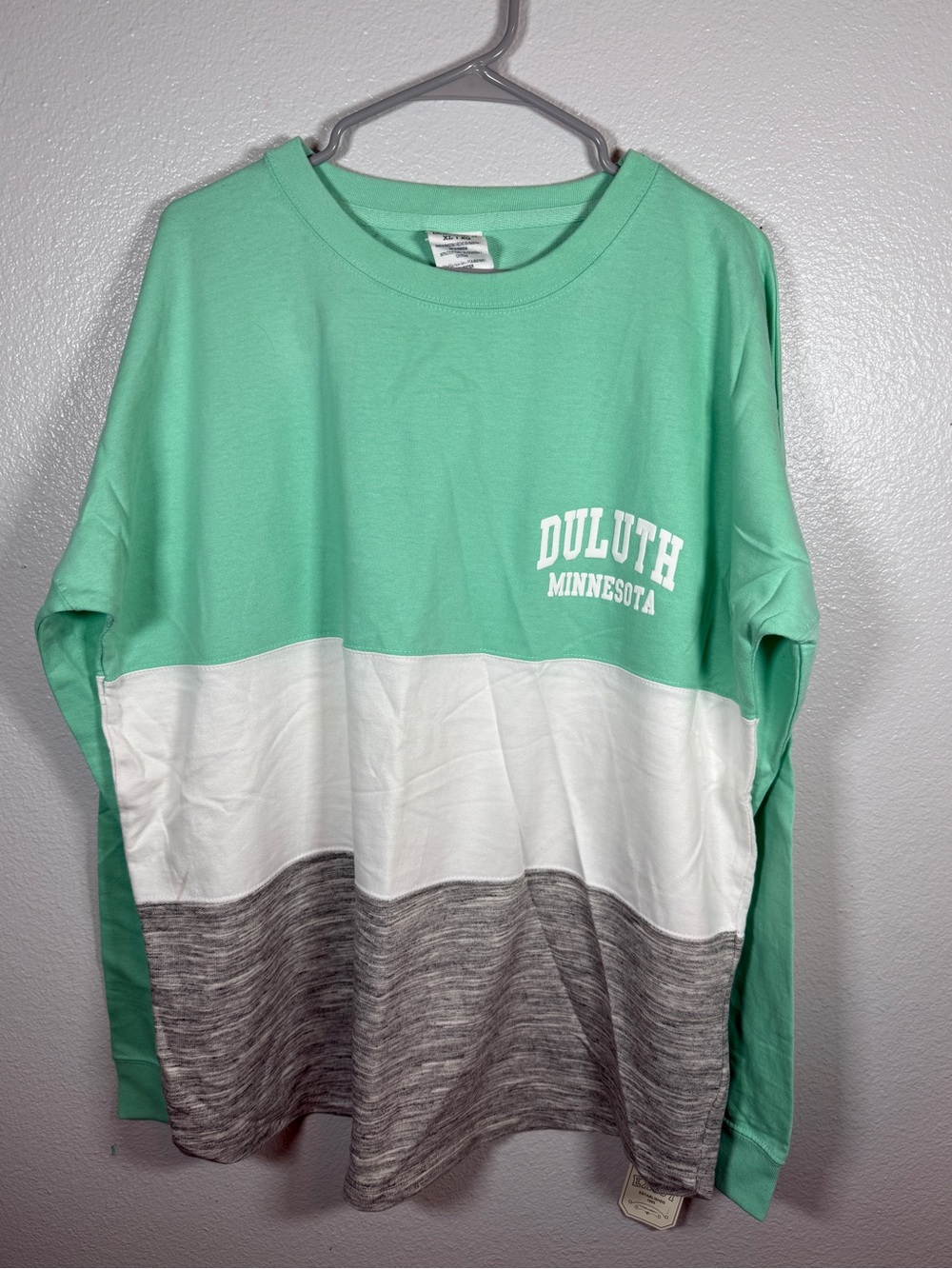 Exist Duluth Minnesota Womens XL Seafoam Colorblock Long Sleeve Spirit Shirt NWT